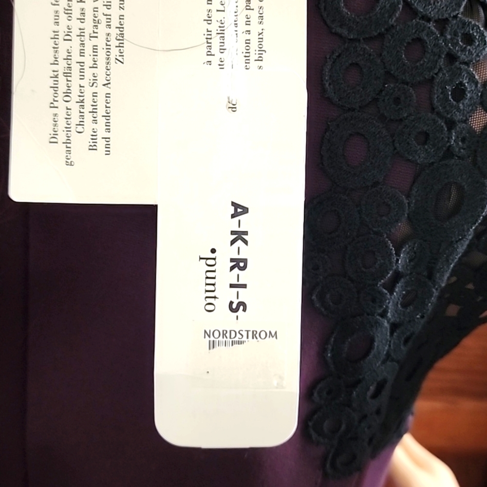 NWT AKRIS PUNTO Wine Sheath Dress w/ Black  Embroidered Accent - Picture 6 of 16